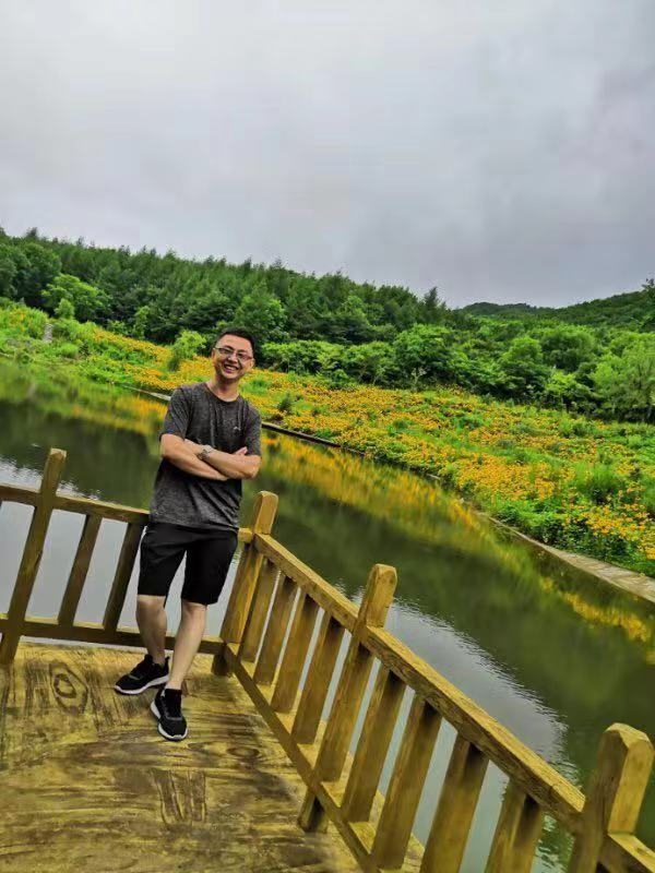 正能量的第三张照片--鞍山相亲服务中心