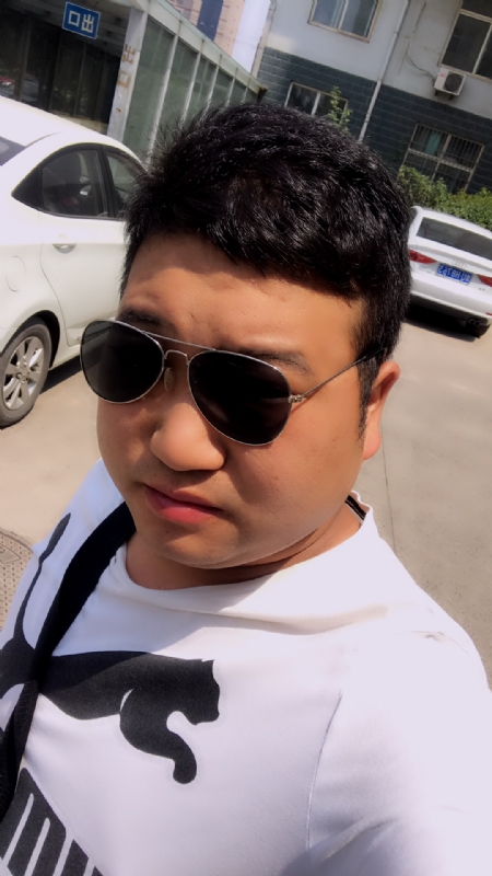 杨志强的第一张照片--鞍山相亲服务中心