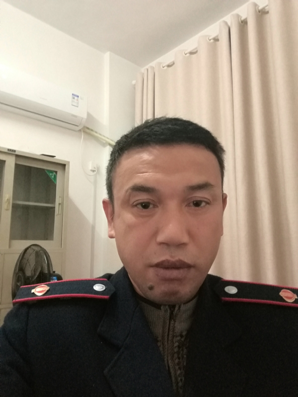 啊刘的第一张照片--鞍山相亲服务中心