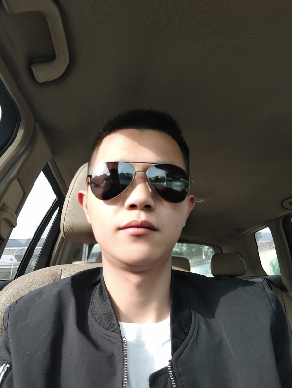 葛先生的第二张照片--鞍山相亲服务中心