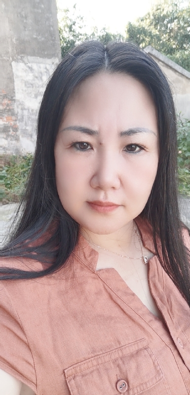 乖乖一女的第一张照片--鞍山相亲服务中心
