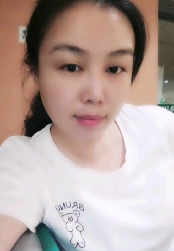 淡淡的云的第三张照片--鞍山相亲服务中心