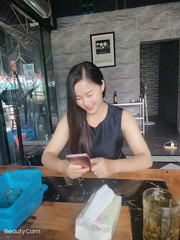 如不坚强弱给谁看的第一张照片--鞍山相亲服务中心
