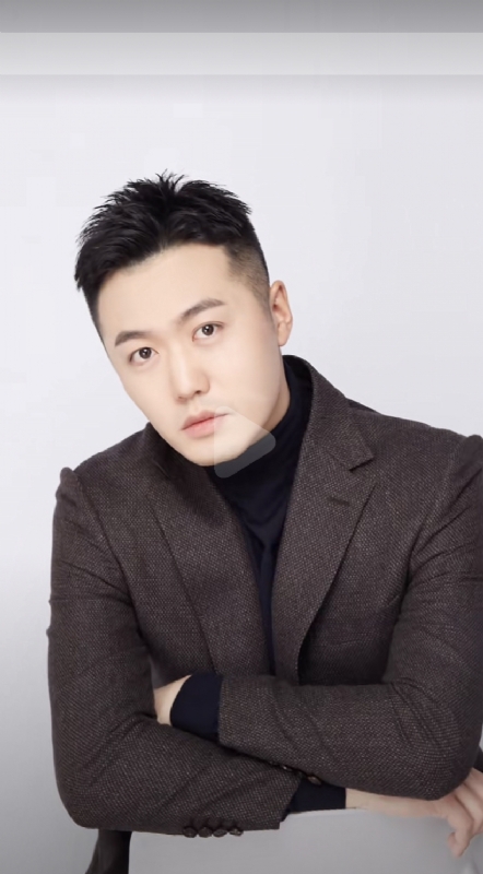 杨天枭的第一张照片--鞍山相亲服务中心