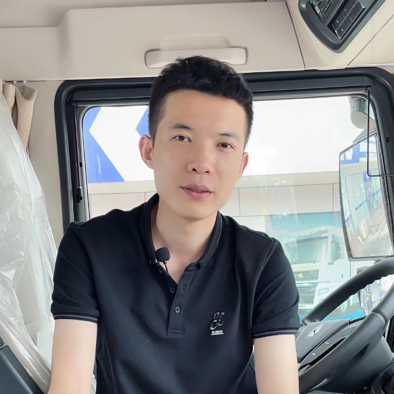 胡一凡的第二张照片--鞍山相亲服务中心
