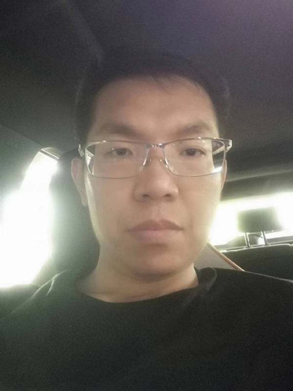 小黑包的第一张照片--鞍山相亲服务中心