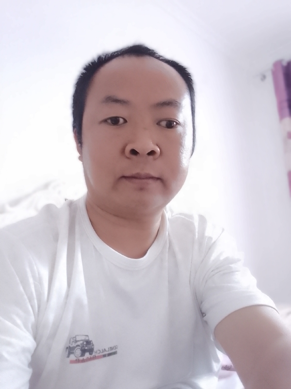 张家小伙子的第三张照片--鞍山相亲服务中心