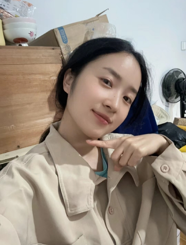 多喝热水的第二张照片--鞍山相亲服务中心