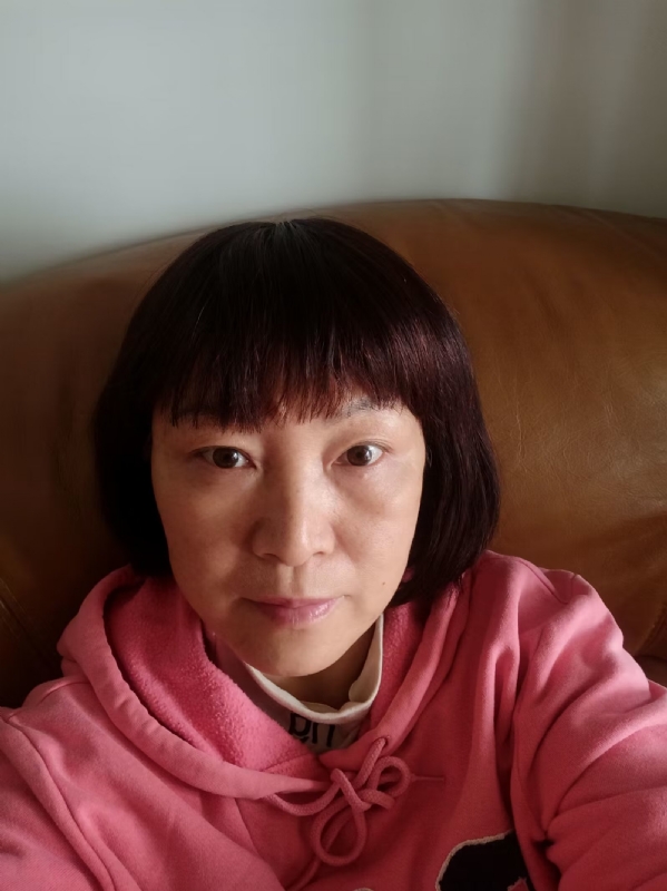 红玫瑰的第一张照片--鞍山相亲服务中心