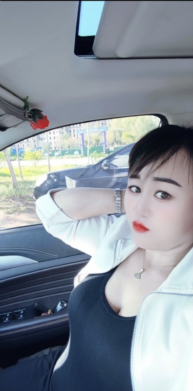 王芳燕的第五张照片--鞍山相亲服务中心
