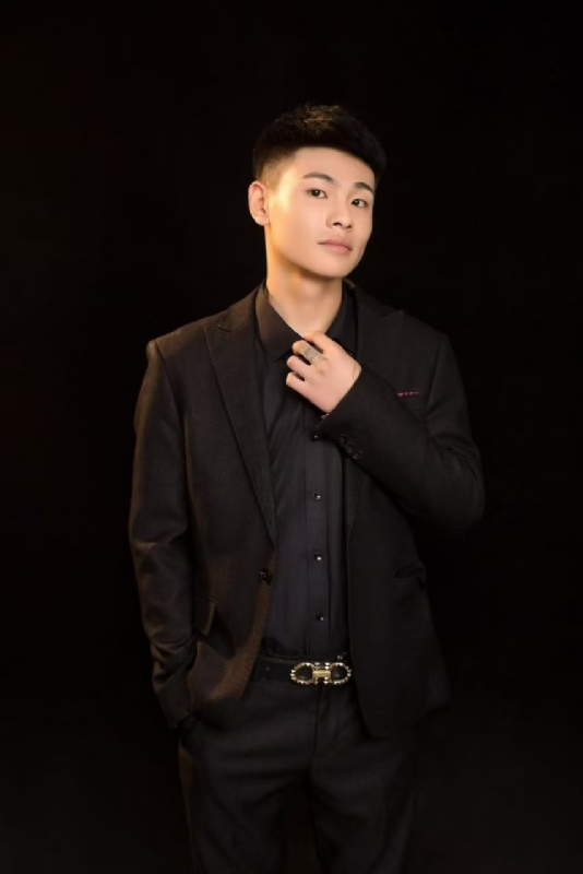 刘小船的第二张照片--鞍山相亲服务中心