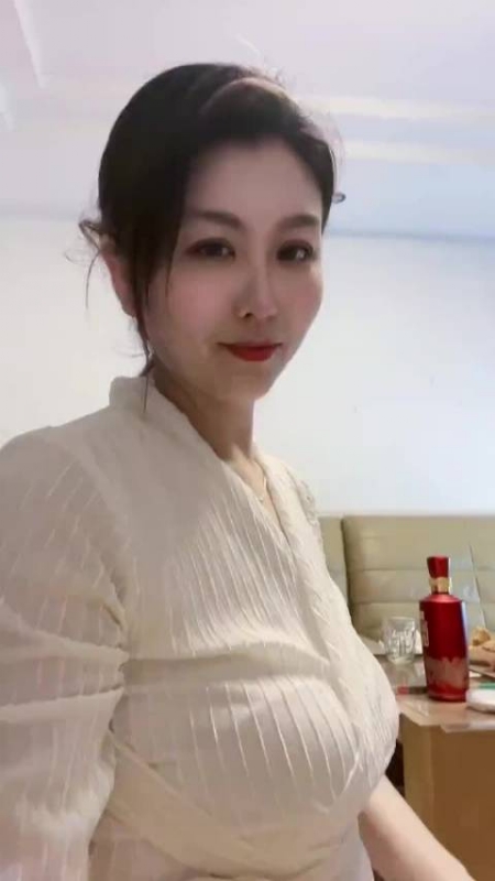 钕钕的第一张照片--鞍山相亲服务中心